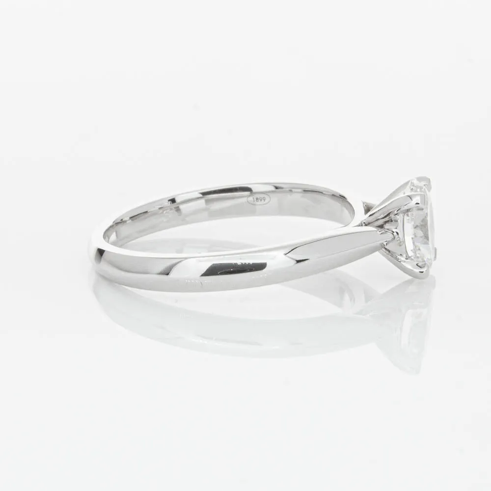 18ct White Gold .70ct Oval Cut Diamond Venetian Ring