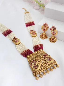 Aadhaya Pendant Necklace Set