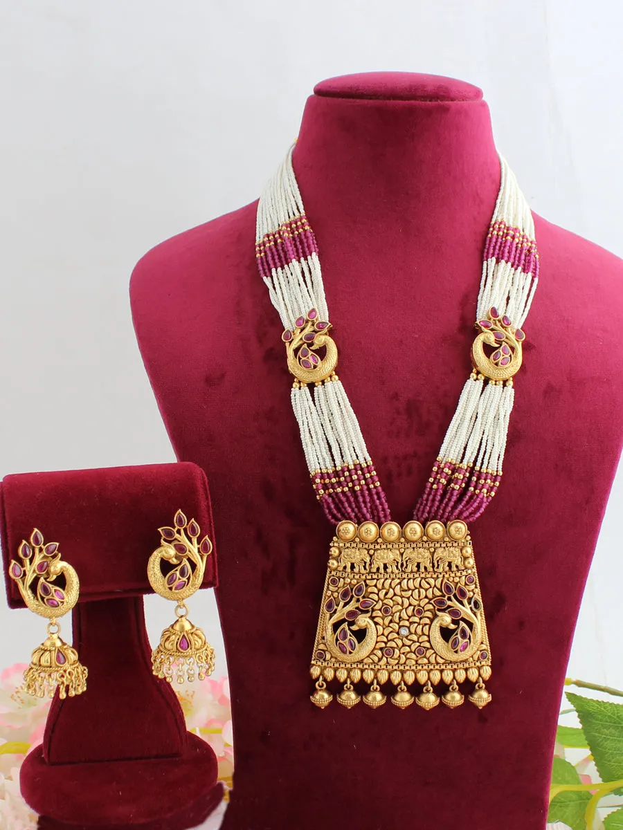 Aadhaya Pendant Necklace Set