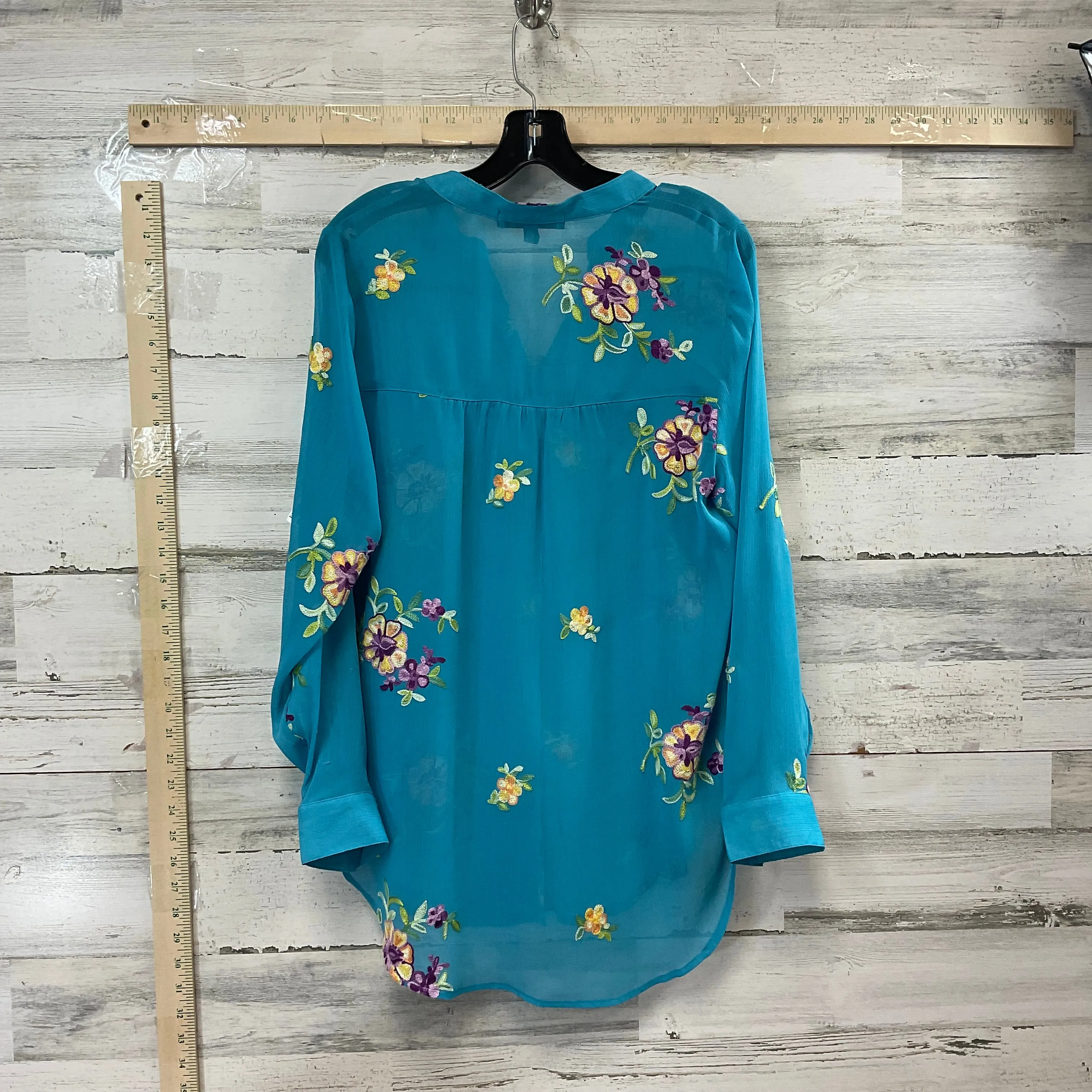 Blue Blouse Long Sleeve Figuero & Flower, Size M