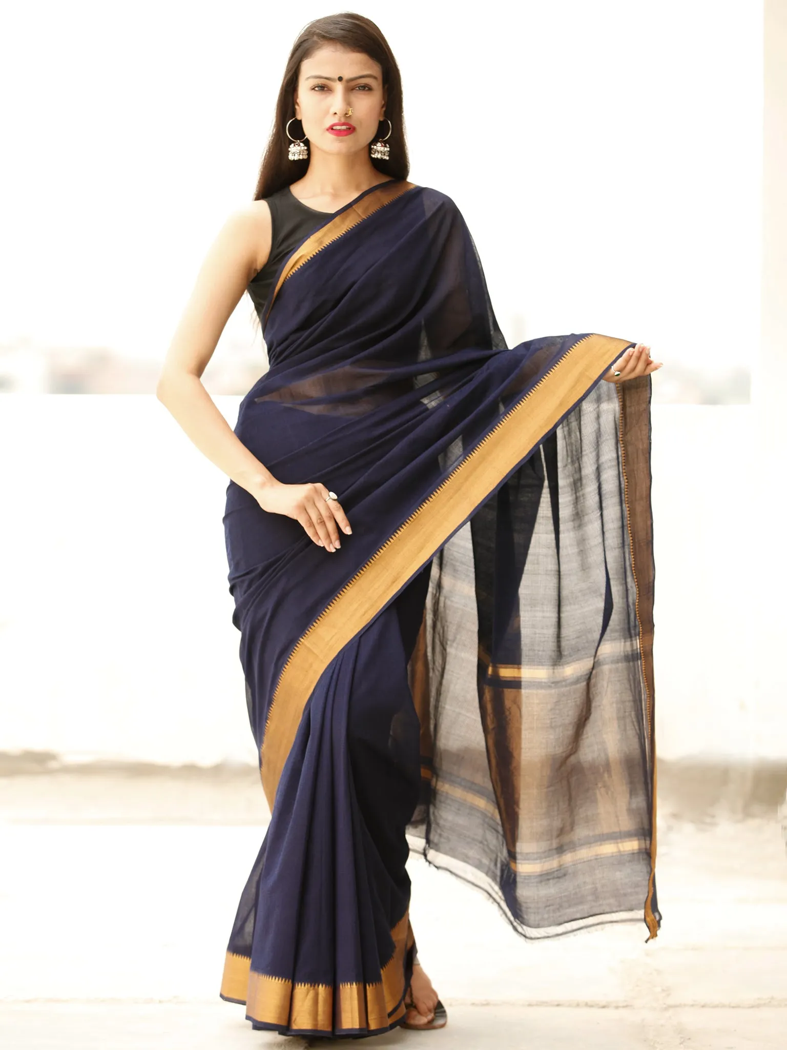 Indigo Handloom Mangalagiri Cotton Saree With Zari Border - S031703852