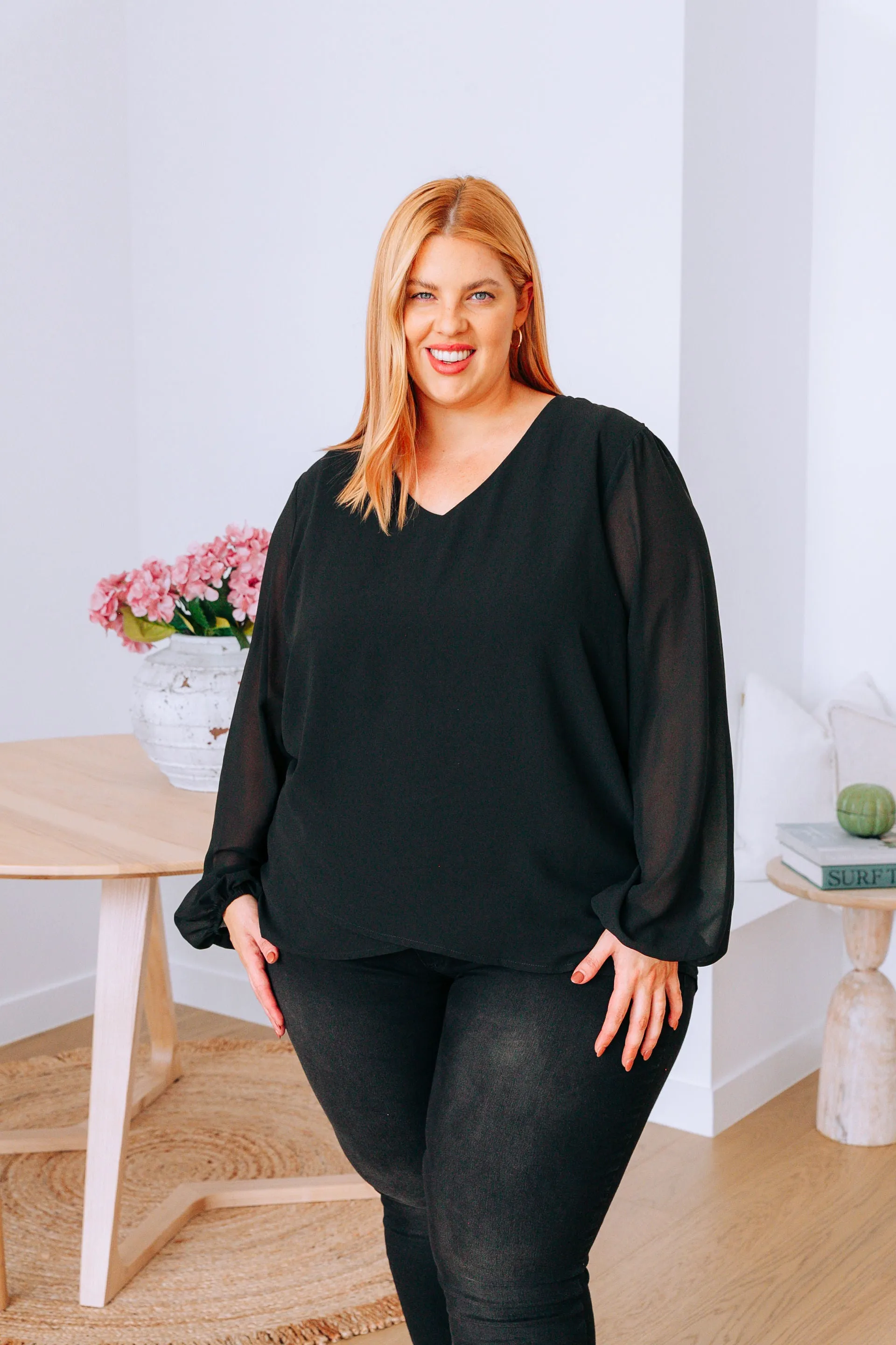 Layla Long Sleeved Top in Black