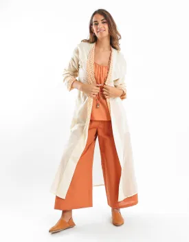 Long coat with a decorative stitch