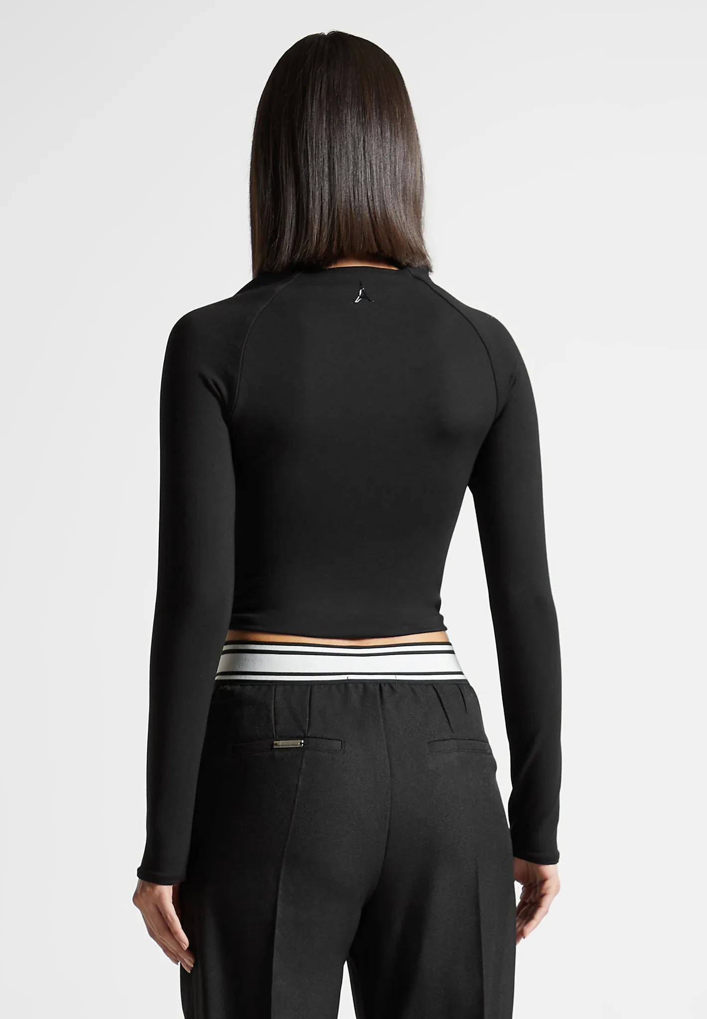 Éternelle Long Sleeve Crop Top - Black