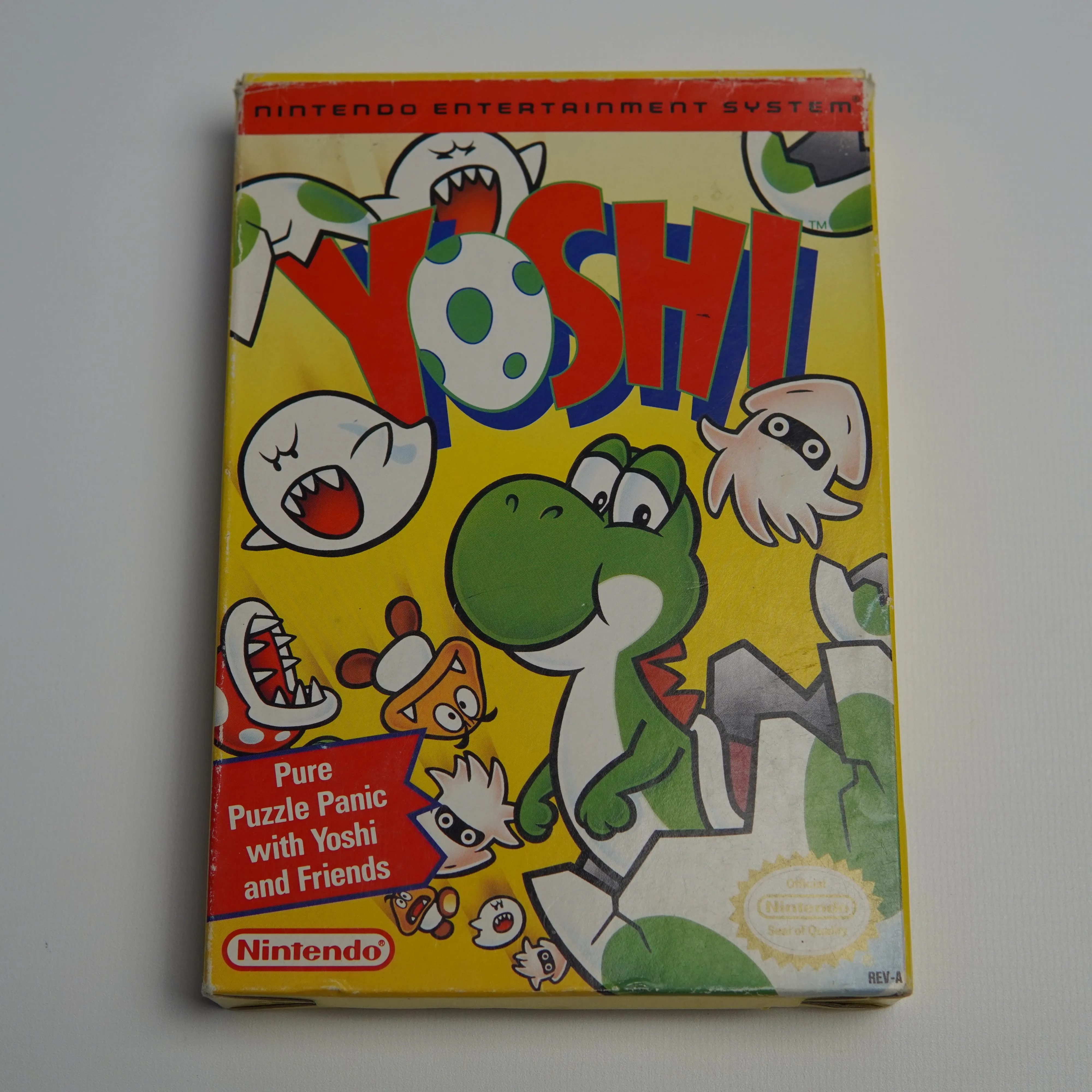 Yoshi - NES - Complete in Box